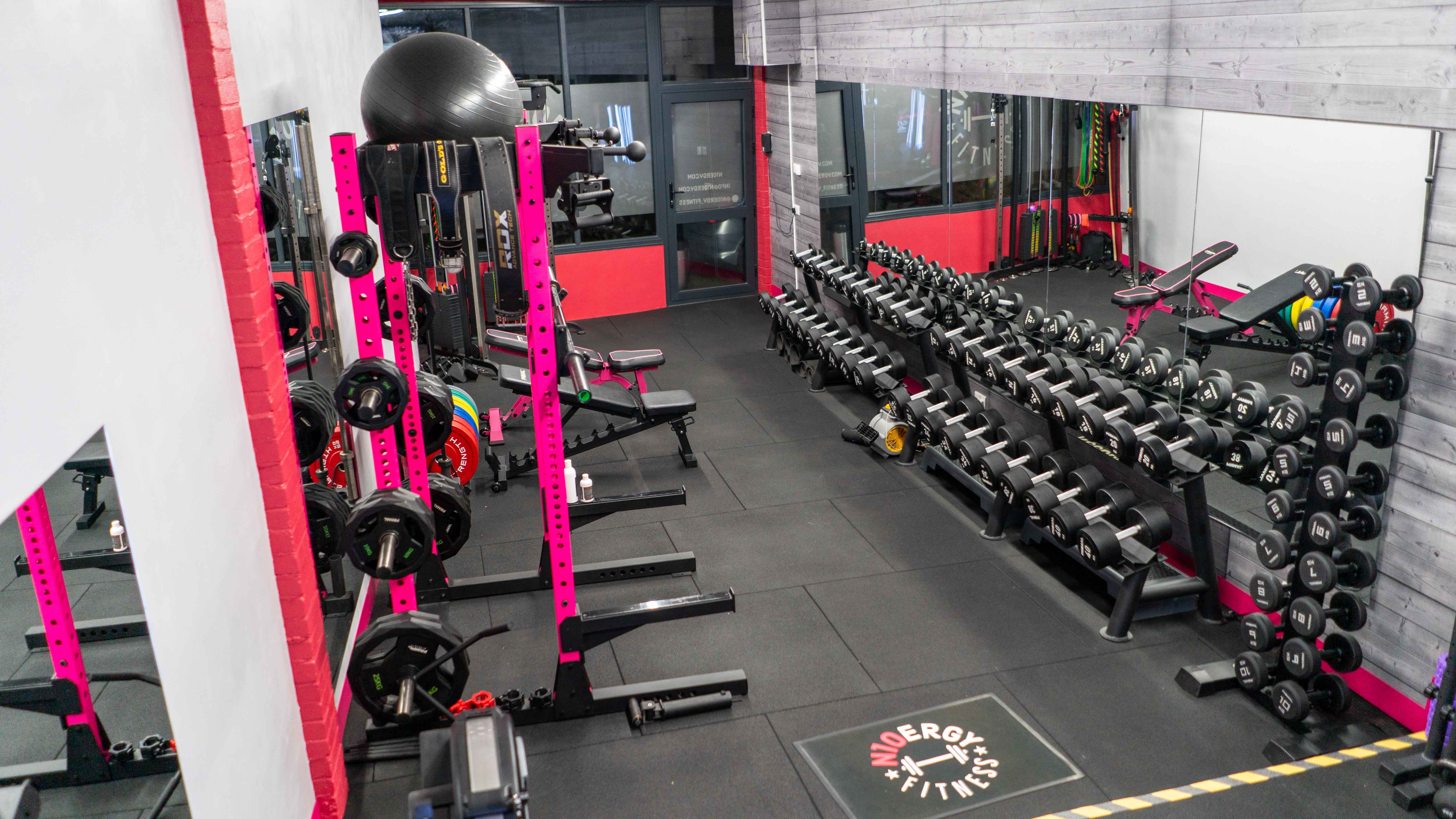 The N10ergy studio in Muswell Hill with pink racks and the N10ergy floor mat